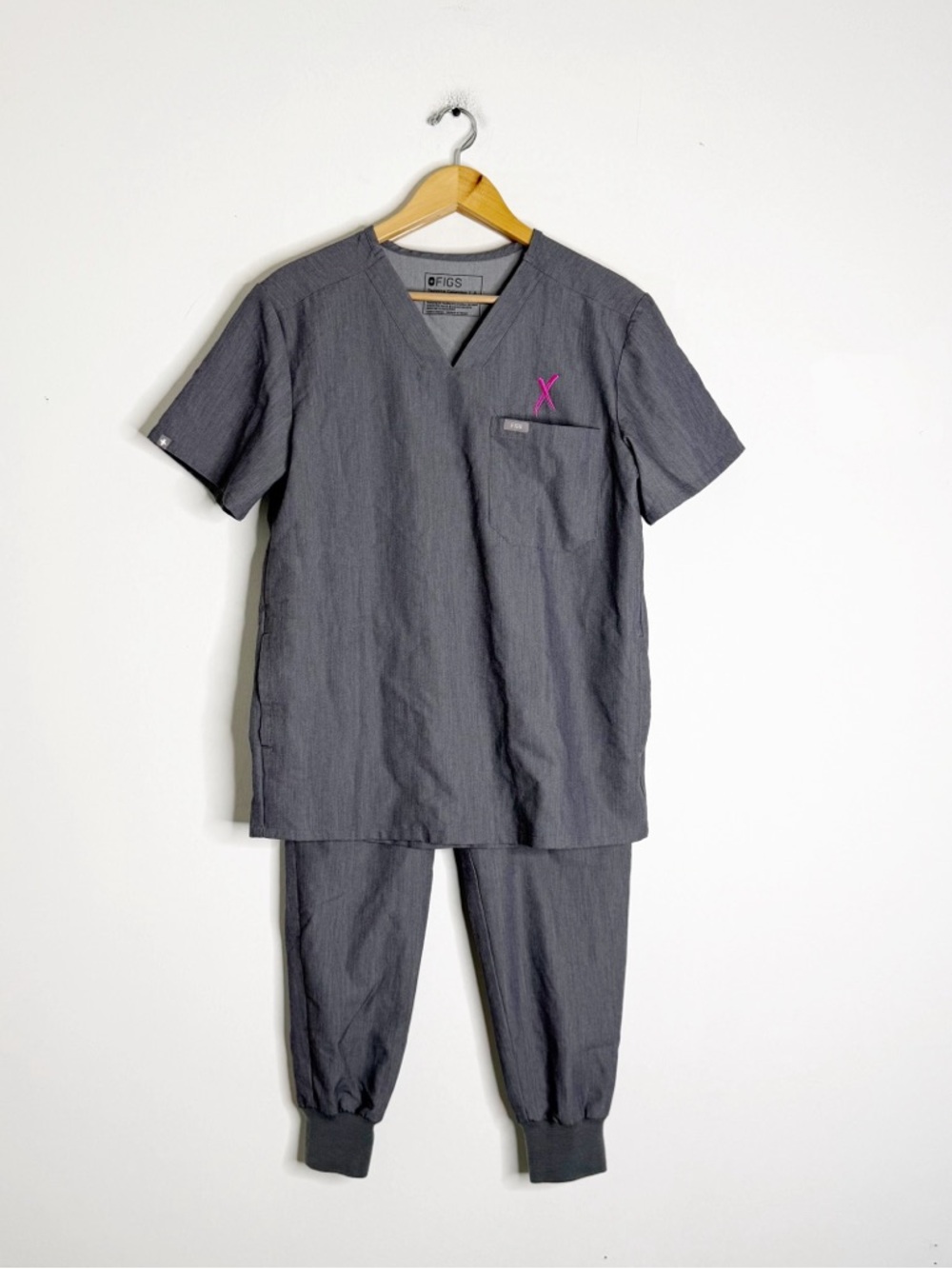 FIGS Scrub Set Small Gray Pink Ribbon Cancer Awareness Tansen Pants Chisec Top